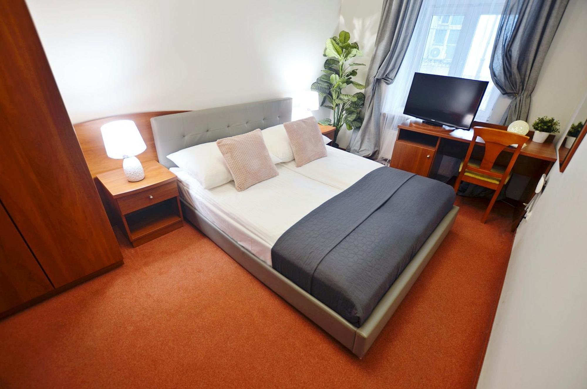 P&J Apartments Florianska Krakow Exterior photo