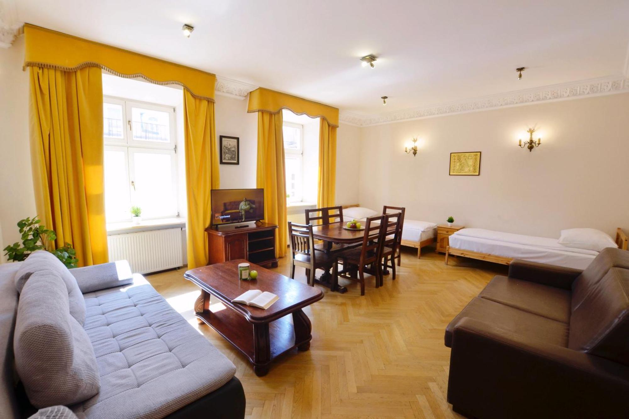 P&J Apartments Florianska Krakow Exterior photo