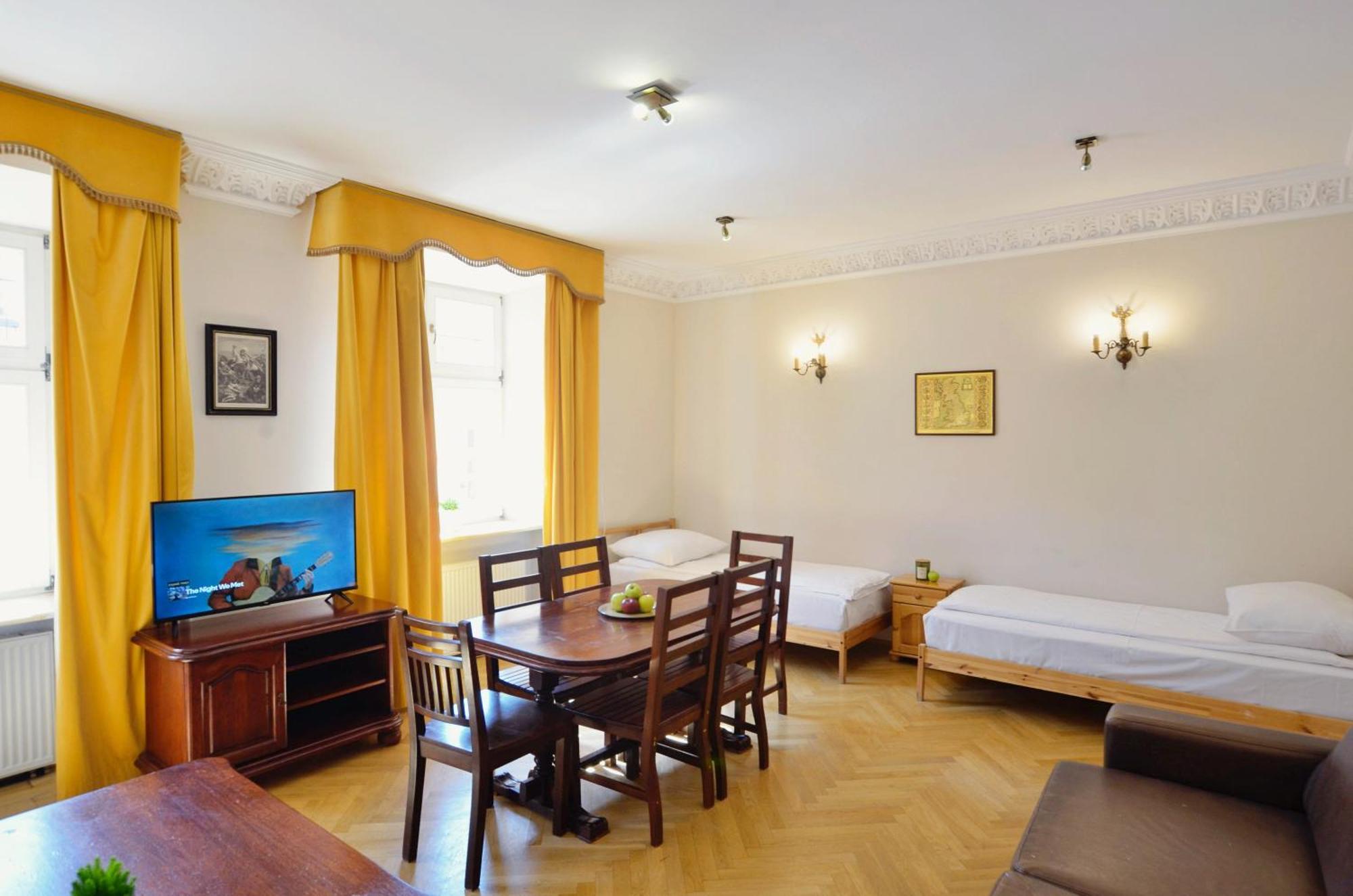 P&J Apartments Florianska Krakow Exterior photo
